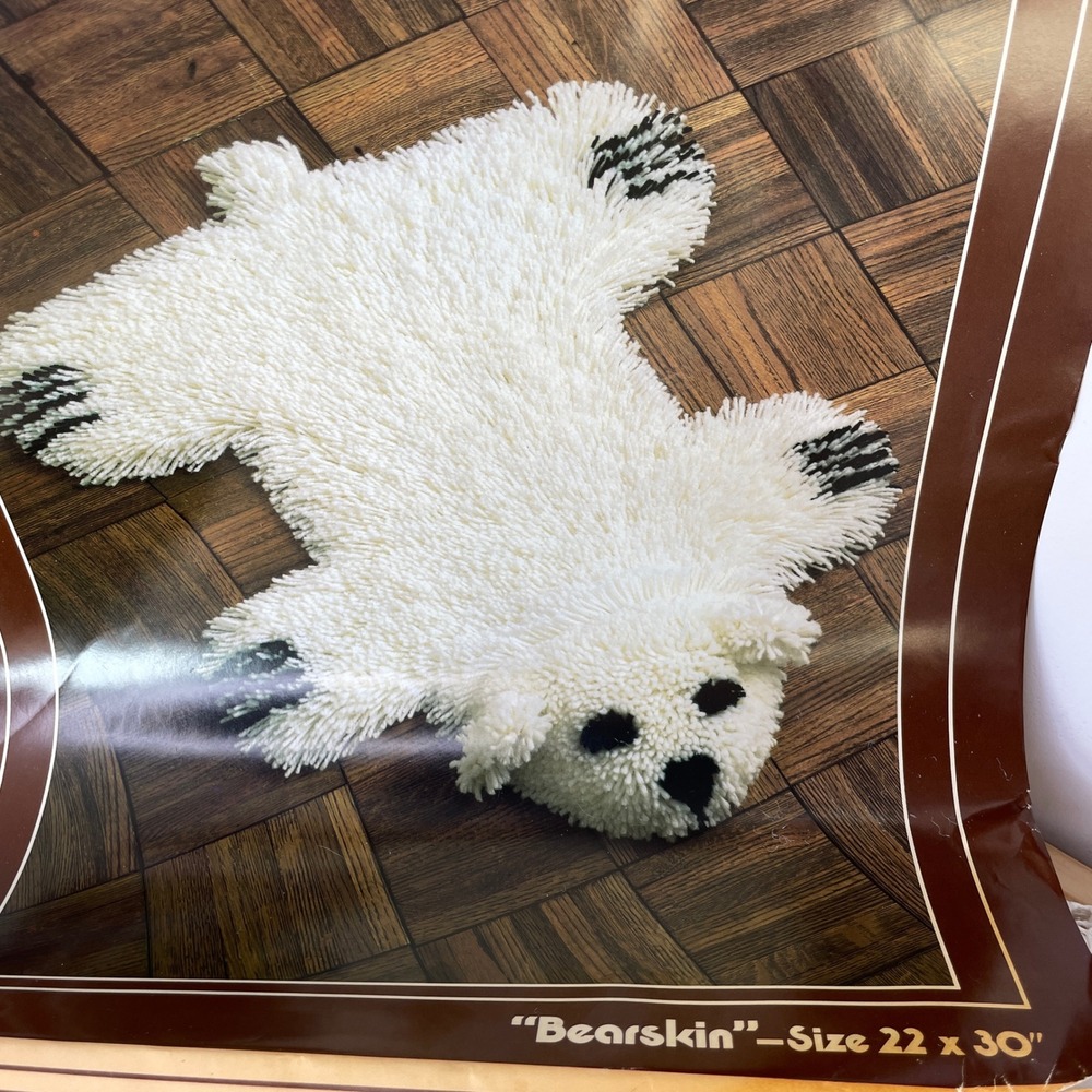 Vintage 1985 Sultana Latch Hook Kit Bearskin Rug Polar Bear White 79222 22x30